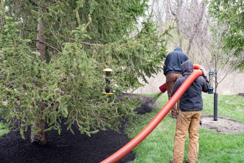 Even mulch distribution